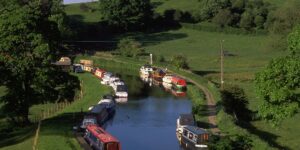 Leeds to Liverpool Canal Path